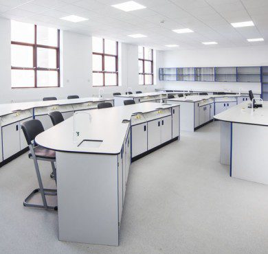 Manchester-high-school-for-girls-laboratory
