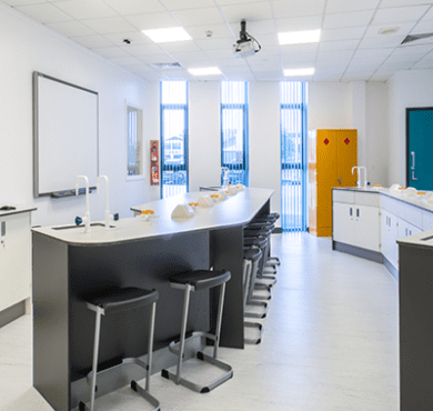 warrington and vale college Lab